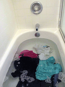 Clairol Herbal Essences, Washing Clothes In Bathtub